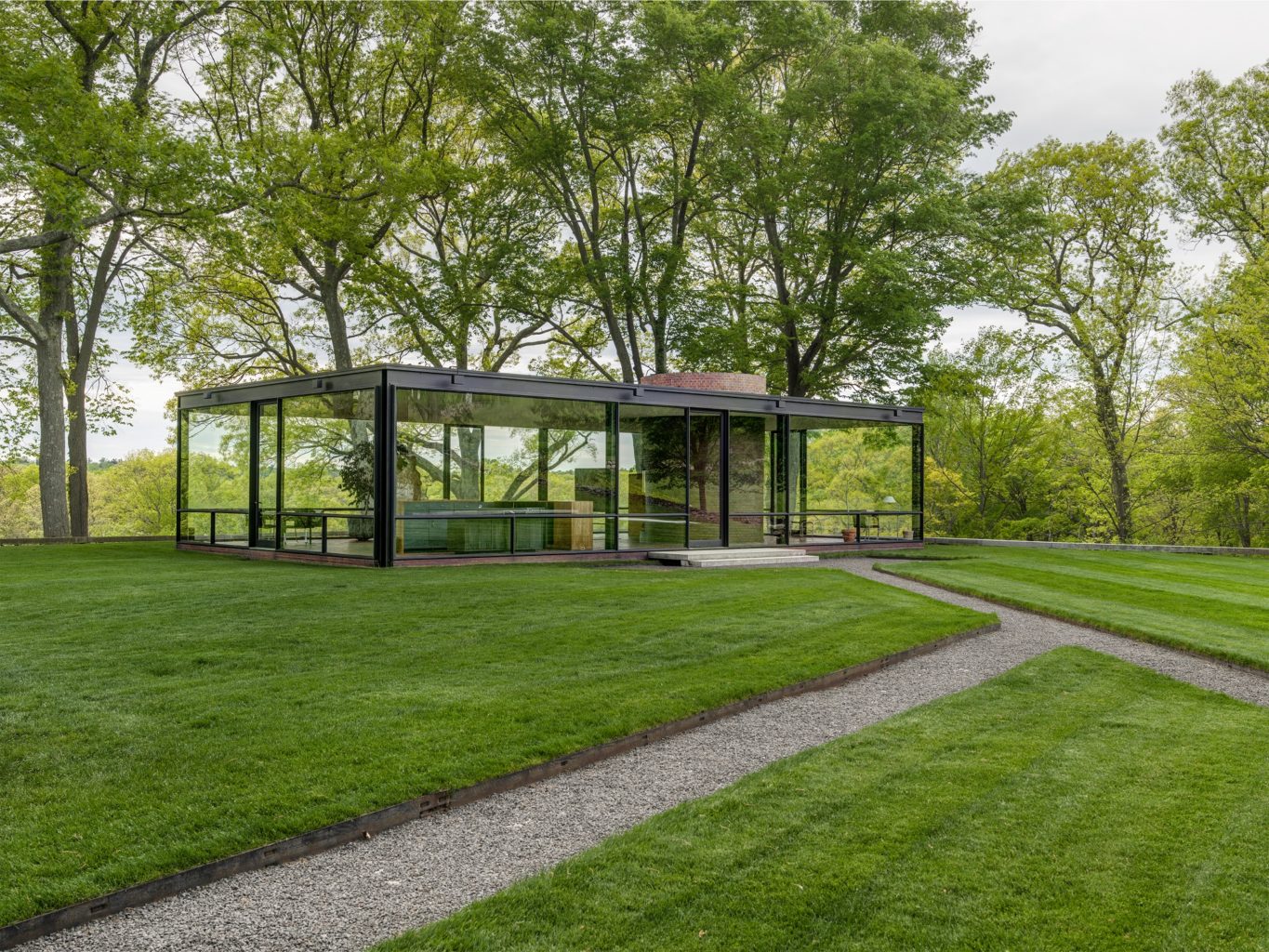 The Glass House: Philip Johnson’s Minimal Dream